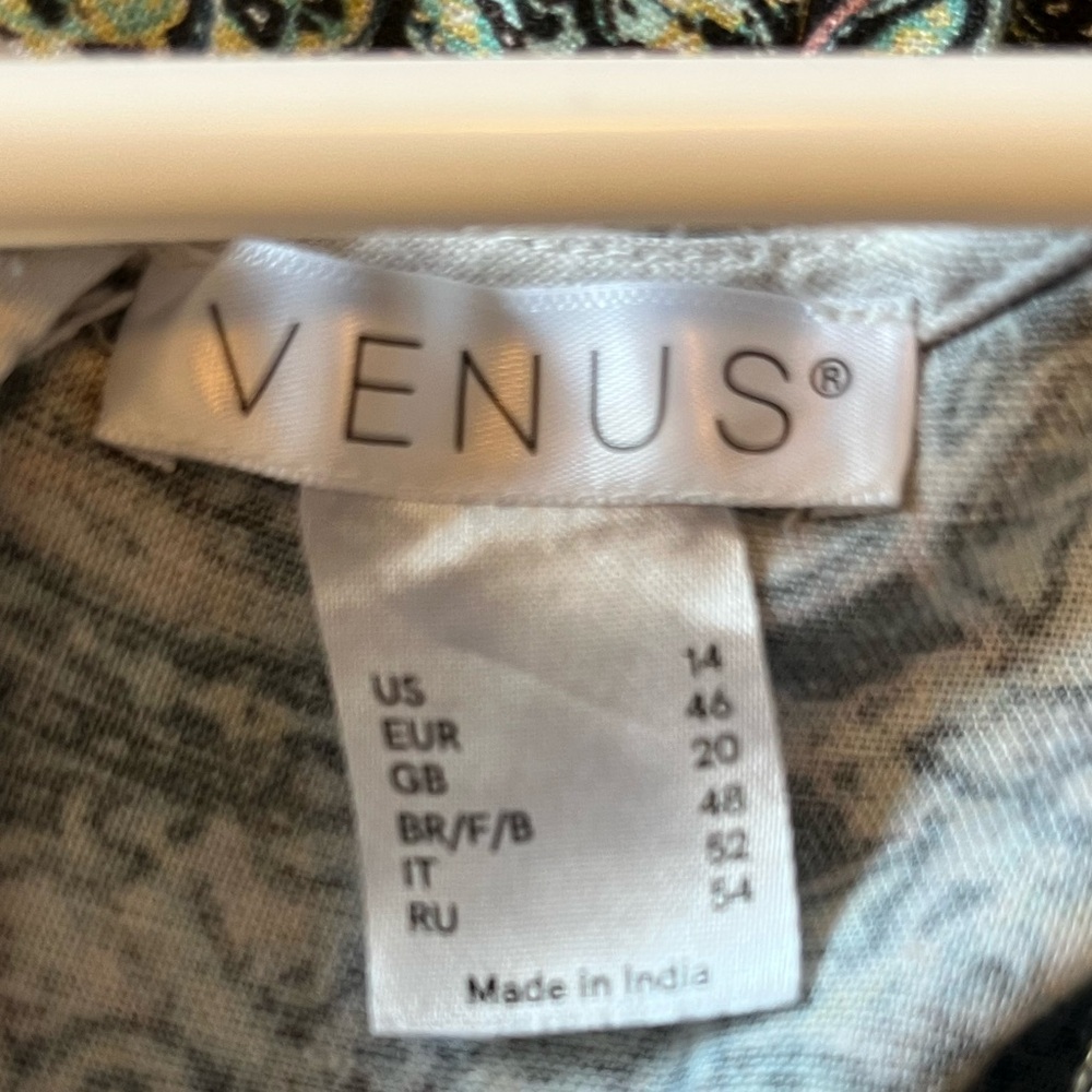 Venus White Patterned Romper - image 5